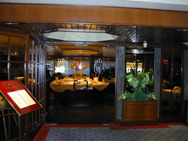 Hotel Restaurant